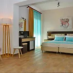 Belvedere Village Hotel
