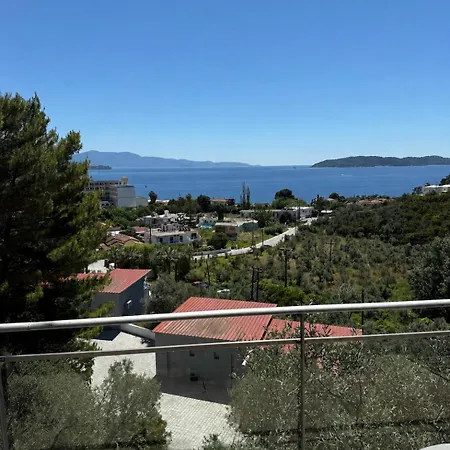 Belvedere Village 3*