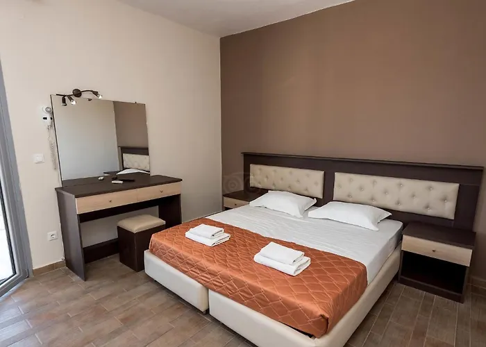 Belvedere Village Отель